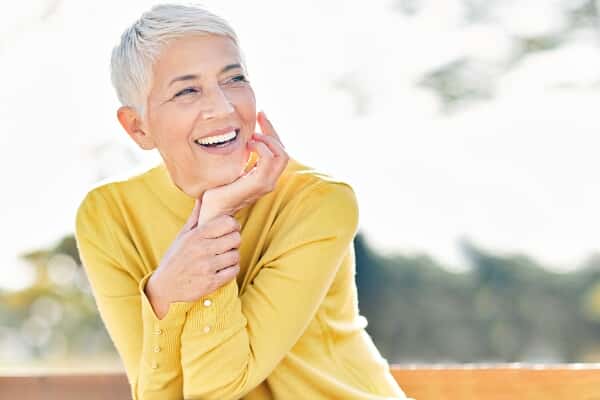 Differences Between Dental Implants And Dentures